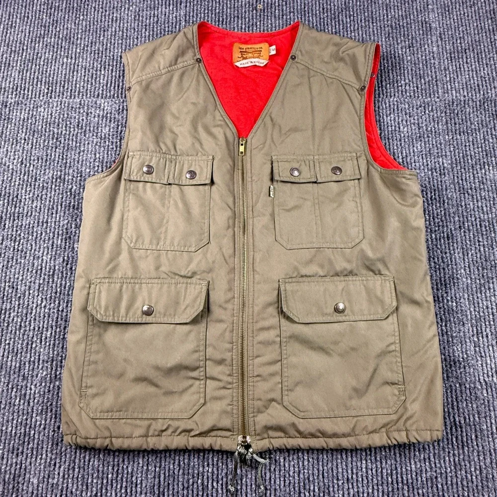 Vintage Levis Mens Size Small‎ Utility Vest Khaki Tan Red Lining Cargo Pockets